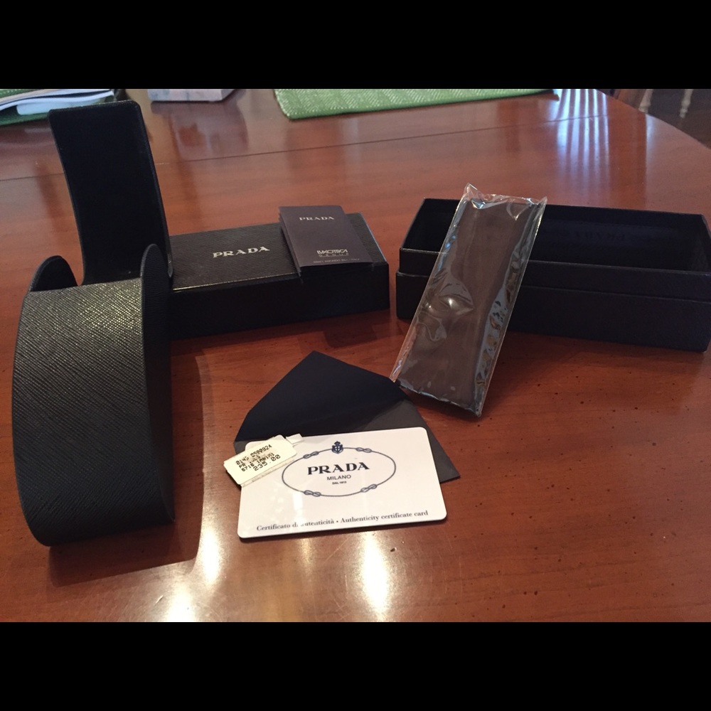 Authentic Prada packaging, CoA, price & lens tags